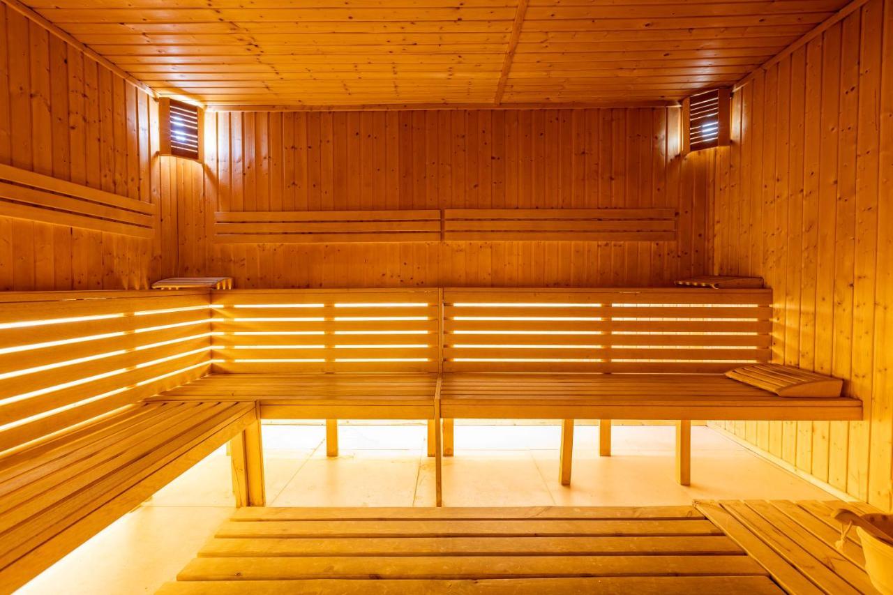 Spa Hotel Persenk Devin Exterior photo A modern Finnish sauna