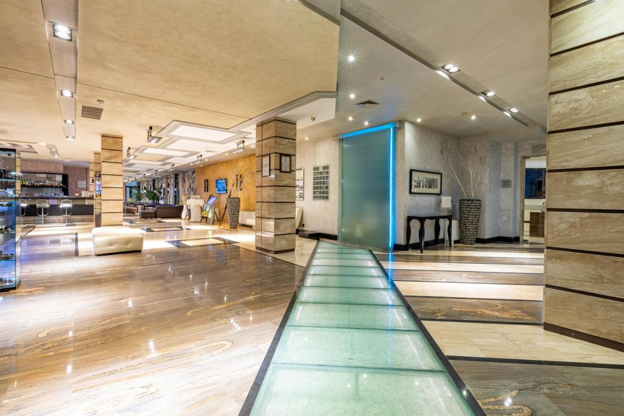 Spa Hotel Persenk Devin Exterior photo Lobby