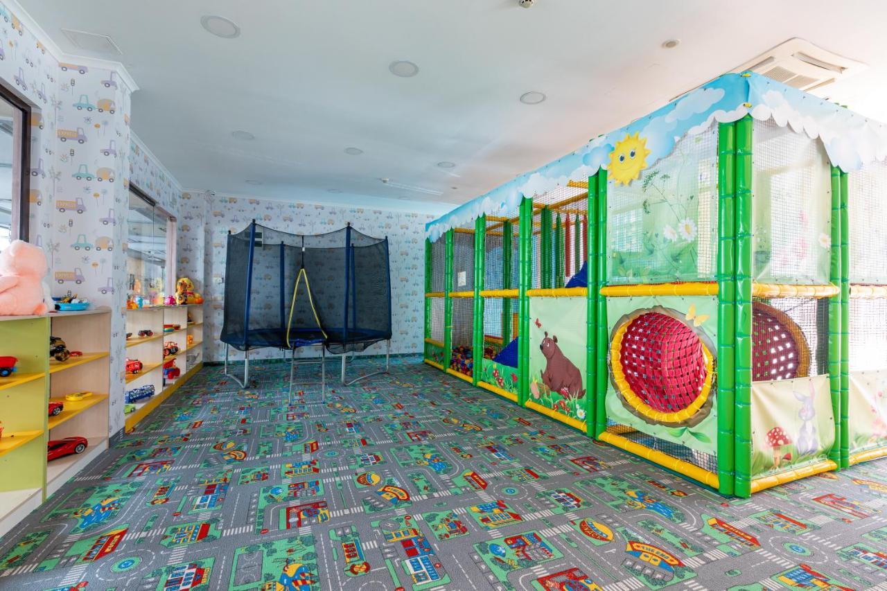 Spa Hotel Persenk Devin Exterior photo The Children's Playroom