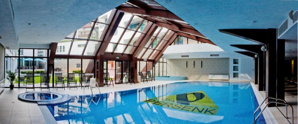 Spa Hotel Persenk Devin Exterior photo
